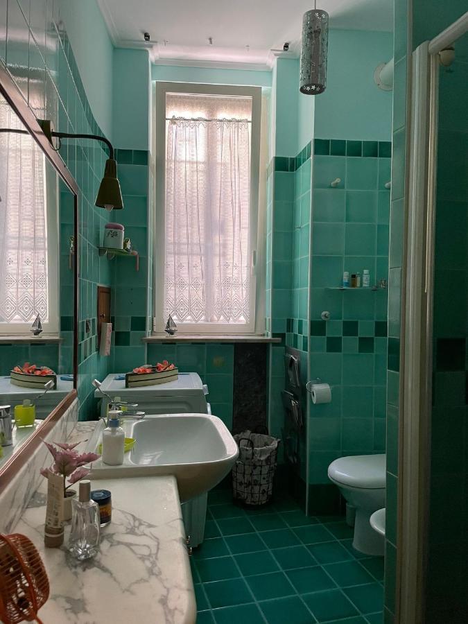 Colorful House Apartment เนเปิลส์ ภายนอก รูปภาพ